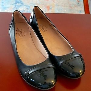 Lifestride Black Patent Flats, Size 10